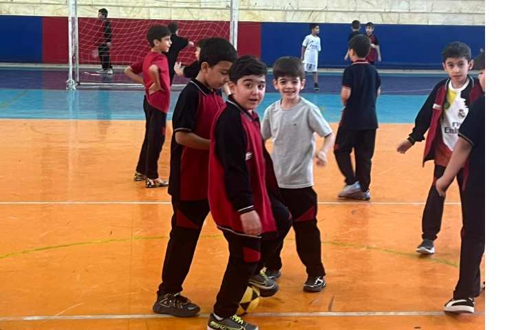 زنگ ورزش و سلامتی در سالن ورزشی 8