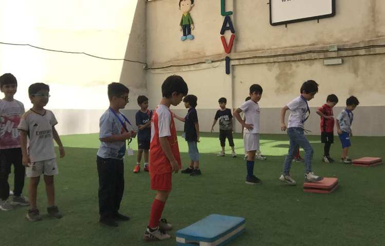 زنگ ورزش کلاس اول یک 7