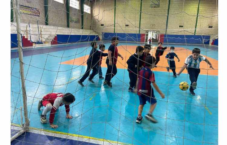 زنگ ورزش ،کلاس 2/2 خانم کوچک 9 مهر 6