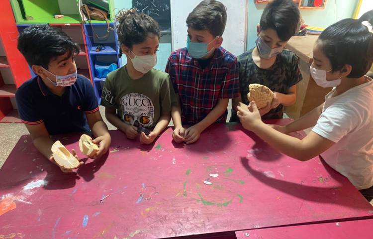 زنگ کارگاه و آزمایشگاه در کلاس های تابستانی 4