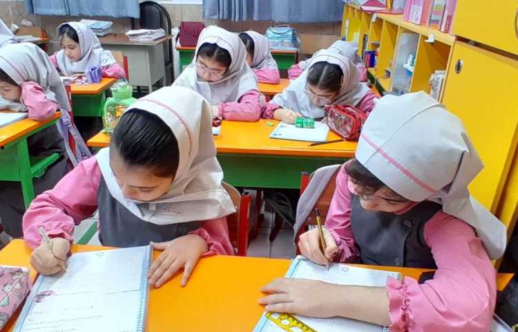 زیبانویسان 4