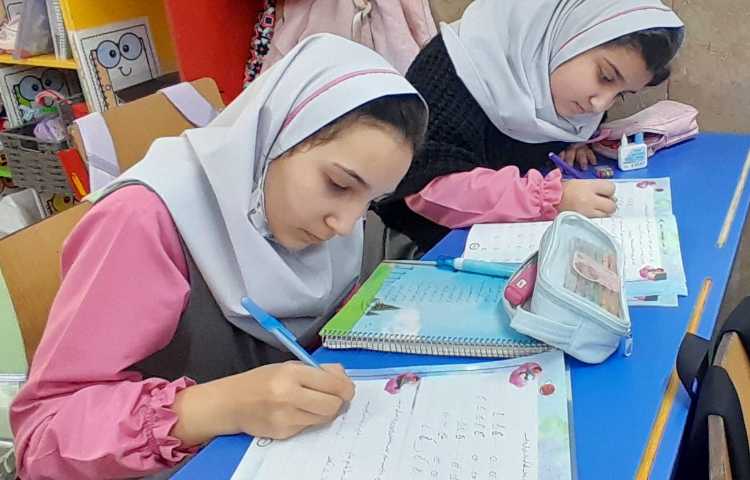 زیبانویسان