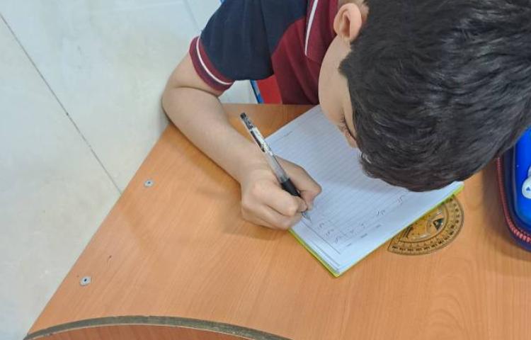 زیبانویسی - آموزش حرف ی و اتصالاتش 2