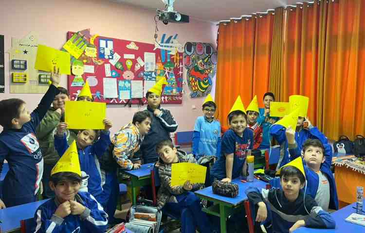 زیبانویسی نام دانش آموزان ونقاشی یلدا 2