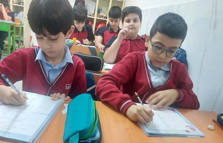 زیبانویسی 3