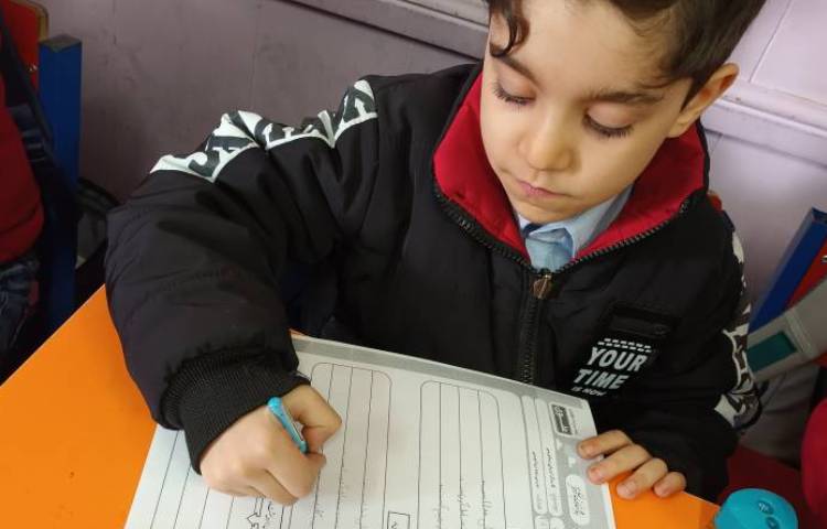 زیبانویسی 8