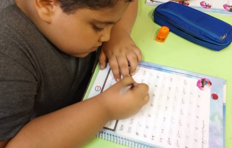 زیبانویسی 9