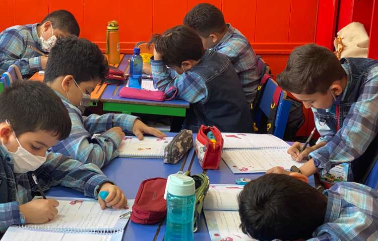 :زیبا نویسی حروف د ر خ ت، کلاس مریخ 1