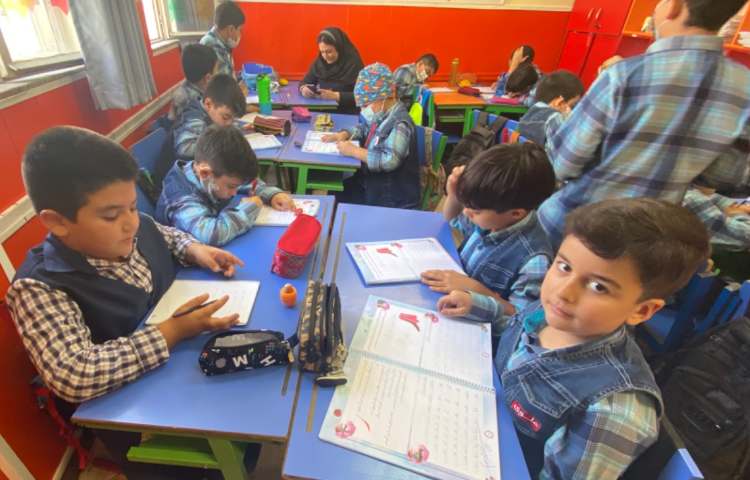 :زیبا نویسی حروف د ر خ ت، کلاس مریخ 4