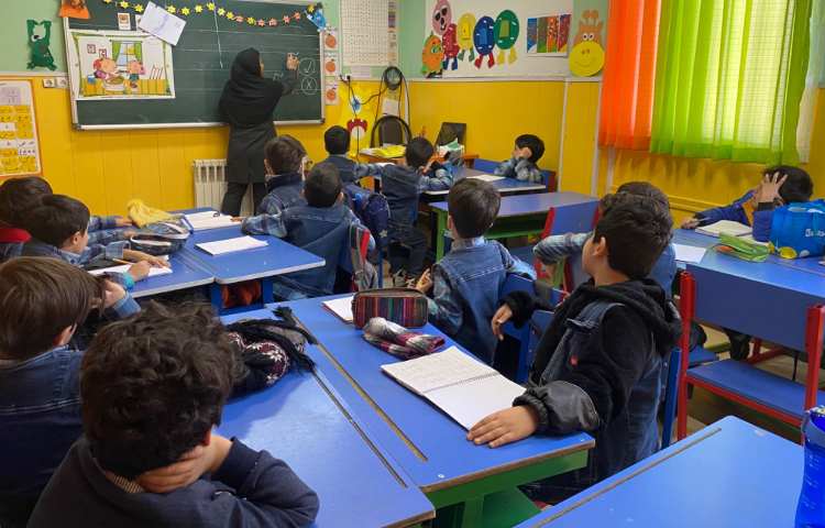 :زیبا نویسی. کلاس توت فرنگی و پرتقال 1