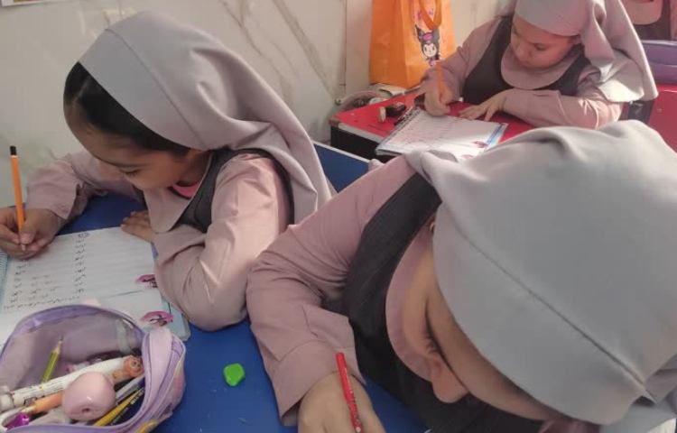 زیبا نویسی 4