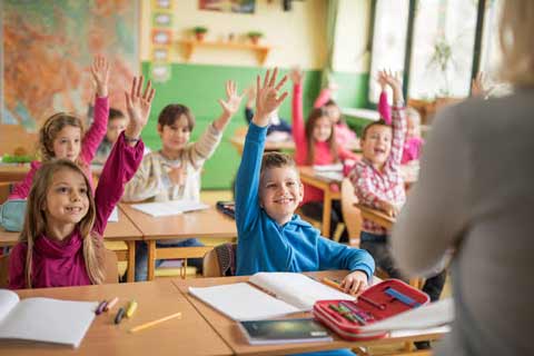 پرسش‌های باز؛ راهکاری برای تشویق دانش‌آموزان