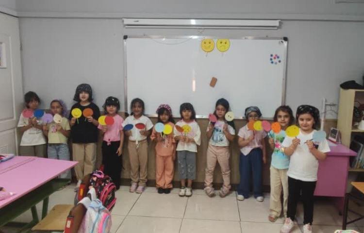 ساخت استیکر 4