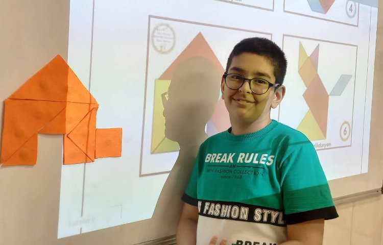 ساخت اشکال متنوع با تانگرام و محاسبه ی مساحت آن‌ها 2