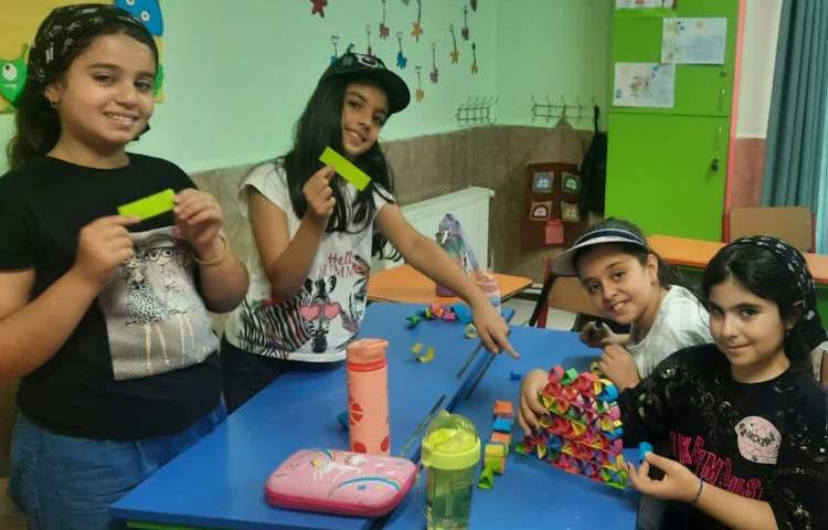 ساخت برج کاغذی 3