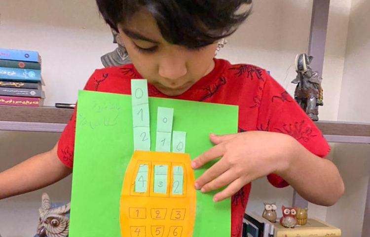 ساخت جدول ارزش مکانی دانش آموزان پایه دوم 3