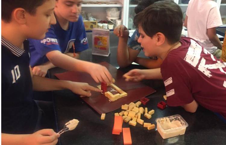 ساخت خانه با مصالح 4