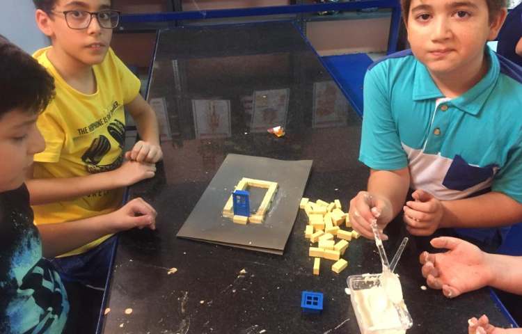 ساخت خانه با مصالح 6