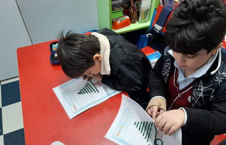 ساخت درخت کاج با استفاده از تکنیک دوخت 2