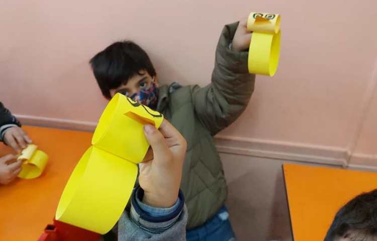 ساخت دست سازه جوجه دانش آموزان پیش دبستان 2