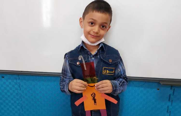 ساخت دست سازه های خلاق با مقوا پیش دبستان 4