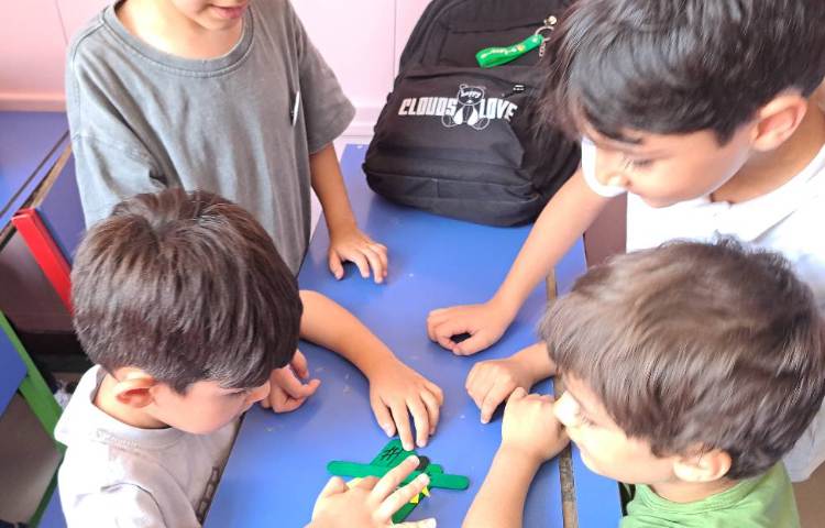 ساخت دست سازه وروجک 4