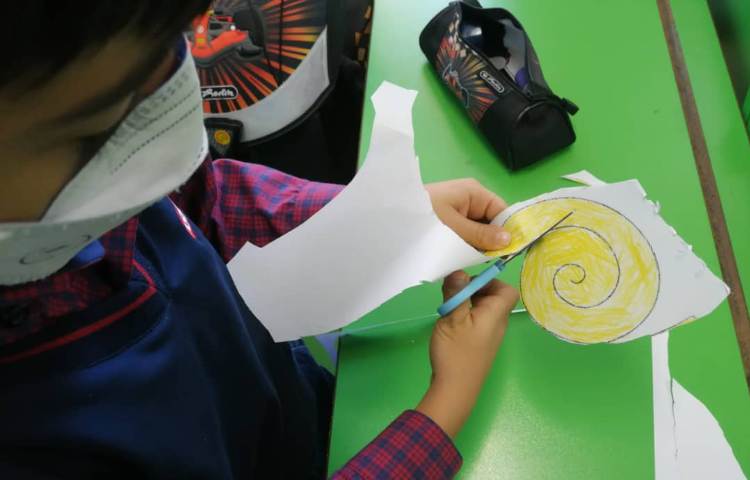 ساخت دست سازه و نقاشی گربه 3