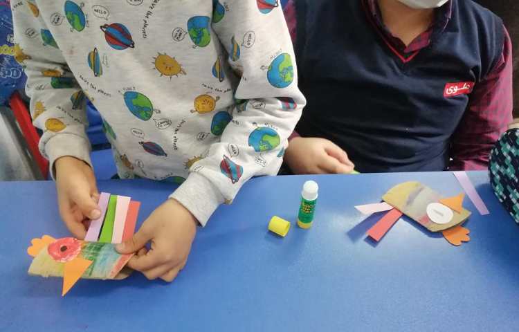 ساخت دست سازه پرنده با کاغذ رنگی 1