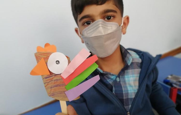 ساخت دست سازه پرنده با کاغذ رنگی 4