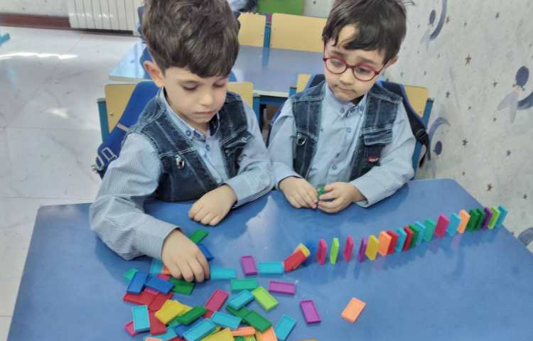 ساخت دومینو 2