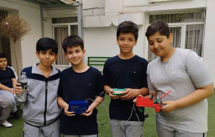 ساخت ربات آتش نشان