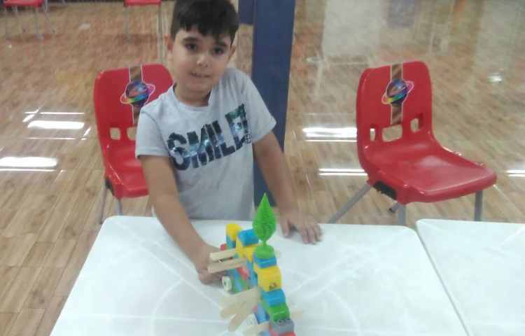 ساخت سازه با استفاده از لگو 5