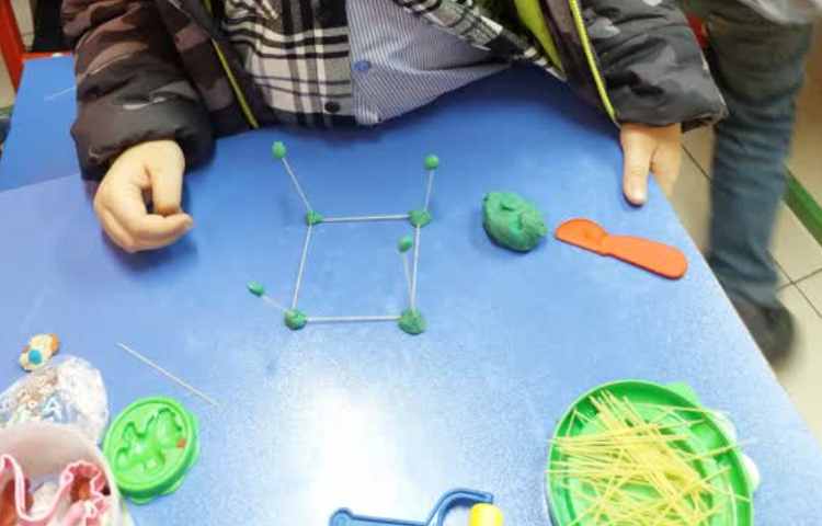 ساخت سازه با ماکارانی 4