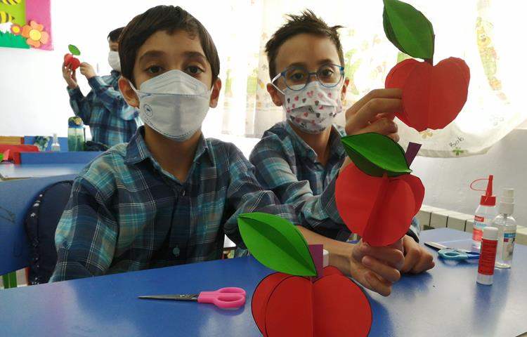 ساخت سه بعدی دست سازه سیب 3