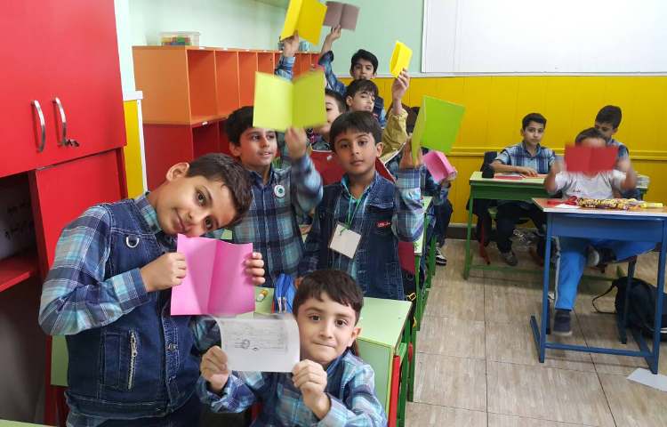 :ساخت شناسنامه (تلفیق درس هنر و اجتماعی) 2