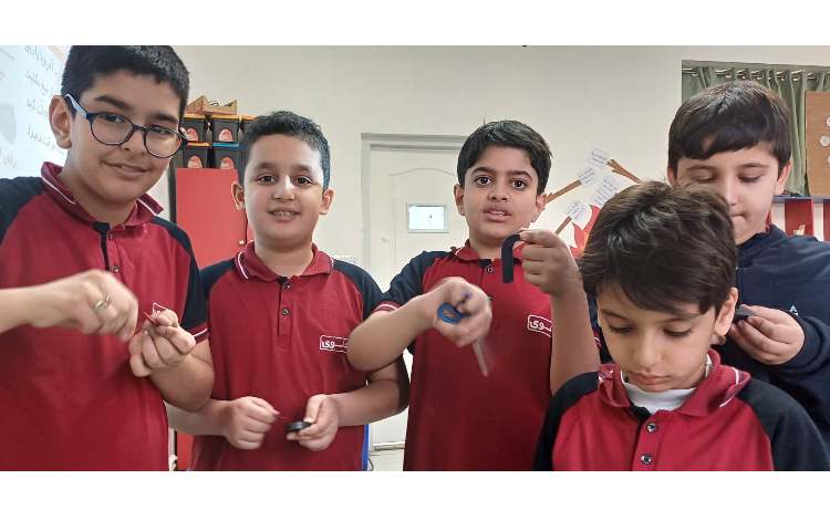 ساخت قطب نمای دستی در کلاس علوم 3