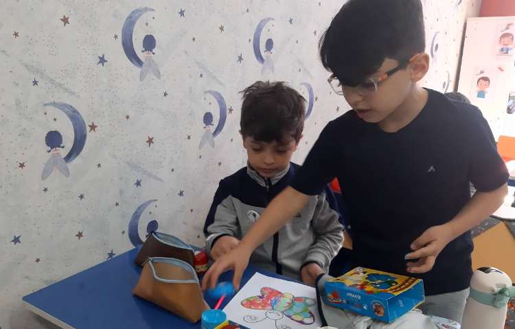 ساخت لغات تدریس شده ( تقویت مهارت دست ورزی در کلاس ) 3