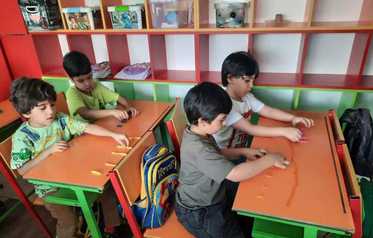 ساخت لوحه نویسی و دست ورزی 2