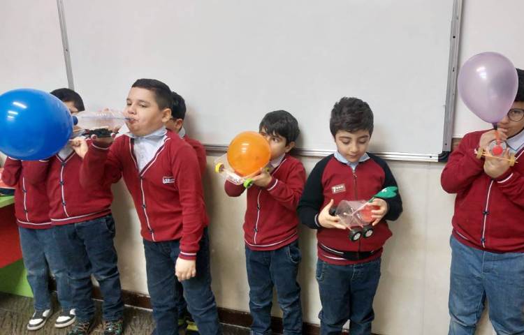 ساخت ماشین بادکنکی برای فصل انرژی تمام نشدنی