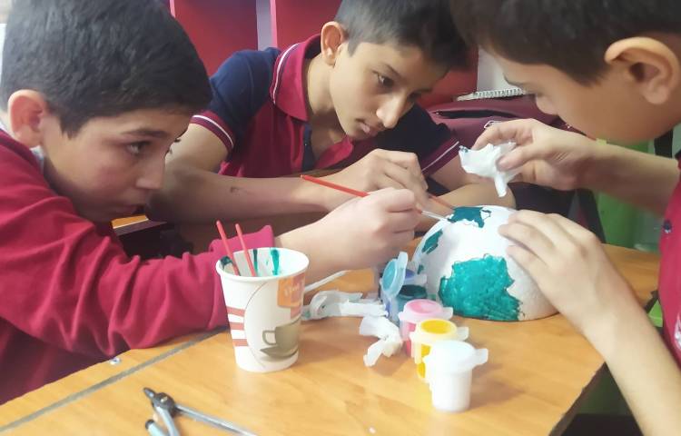 ساخت ماکت شبیه سازی کره زمین و لایه های درونی آن 1