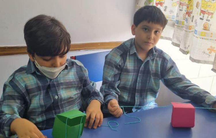 ساخت مکعب دانش آموزان پایه سوم 7