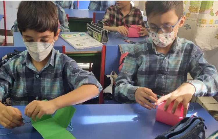 ساخت مکعب دانش آموزان پایه سوم