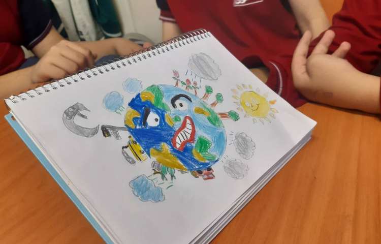 ساخت و ارائه‌ی پوستر مربوط به محیط زیست-زنگ Science 2