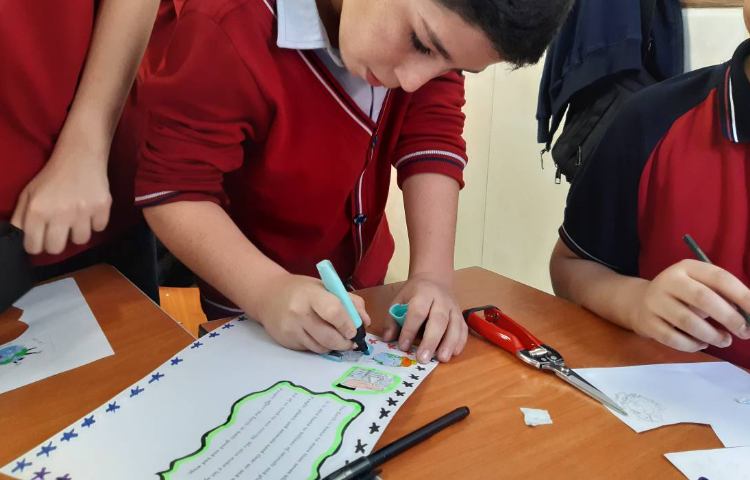 ساخت و ارائه‌ی پوستر مربوط به محیط زیست-زنگ Science 3