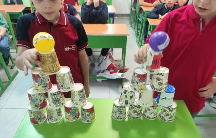 ساخت و رنگ آمیزی پرچم ایتالیا به صورت گروهی 4