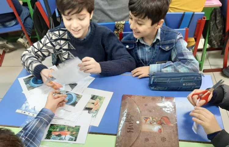 ساخت و طراحی پوستر هفته ملی علوم پایه چهارم دبستان 4