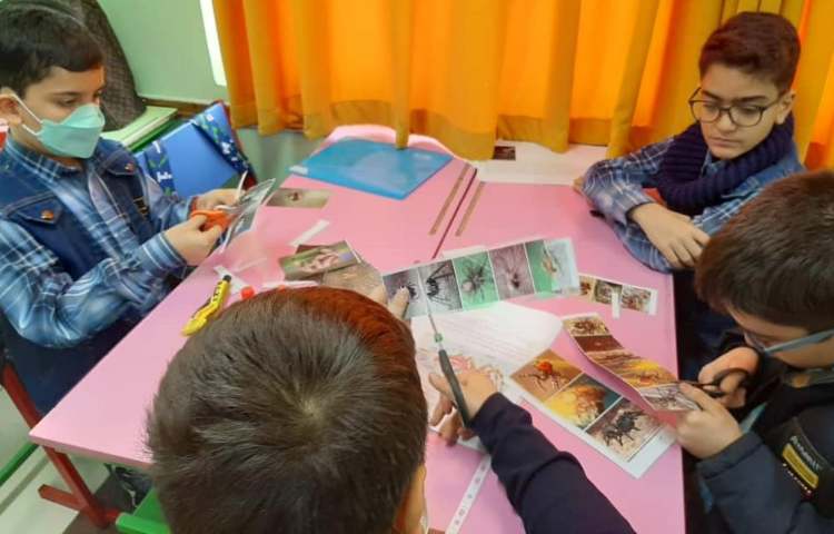 ساخت و طراحی پوستر هفته ملی علوم پایه چهارم دبستان