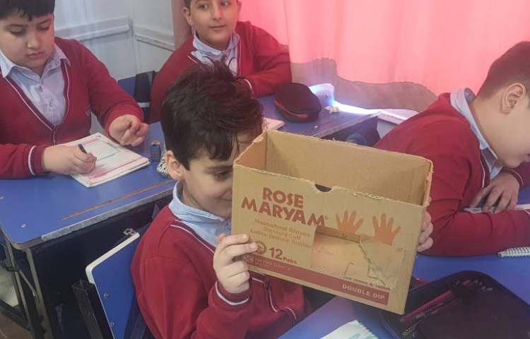 ساخت پریسکوپ و تماشای محیط اطراف با پریسکوپ