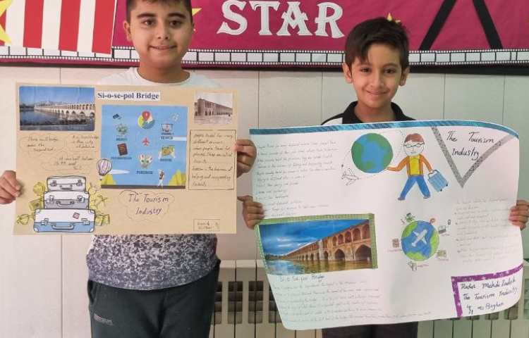 ساخت پوستر برای موضوع گردشگرری 4