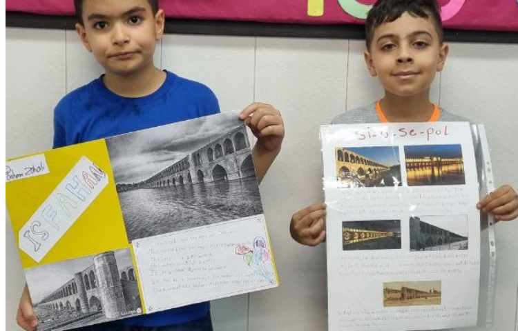 ساخت پوستر در رابطه با فعالیت های پایگاه تابستان 2